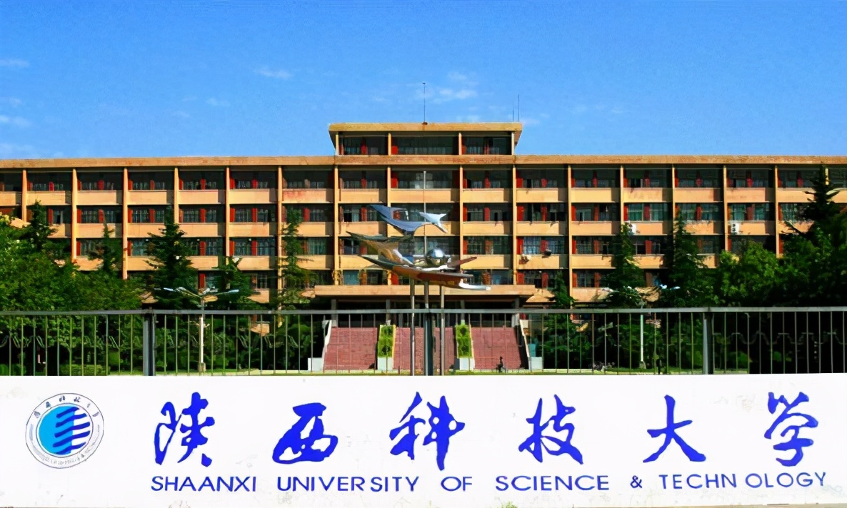 西安两所高校因争地铁名闹掰，拿幼儿园孩子撒气，如今后续来了