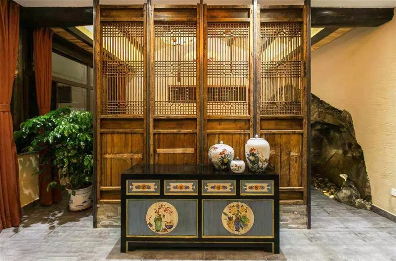 看遍了世间繁华，才懂中式最美，尤其是中式玄关，入户是诗情画意