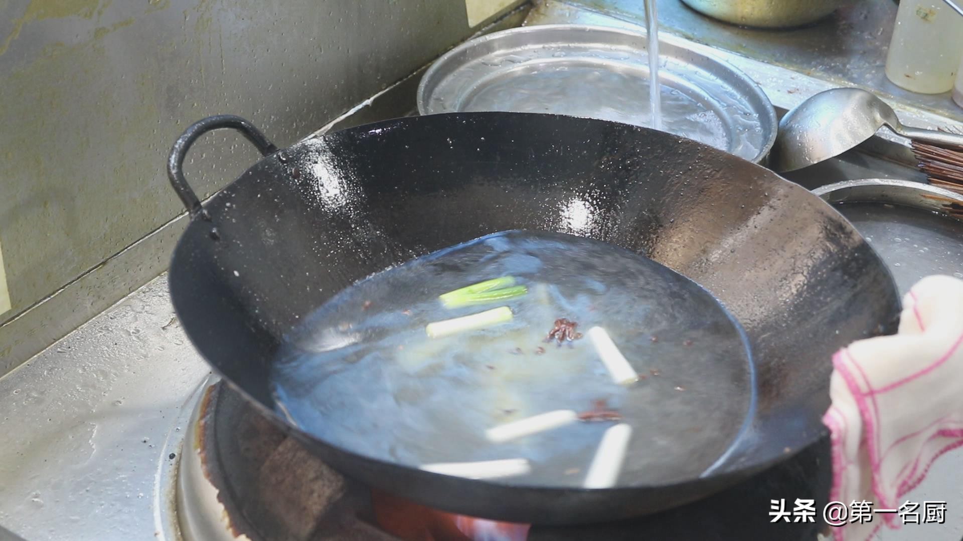 老鸭汤的做法大全,炖老鸭汤的正宗做法