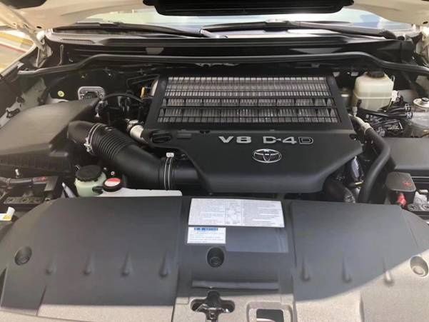 柴油版陆巡—19款丰田酷路泽4500柴油顶配全面解析