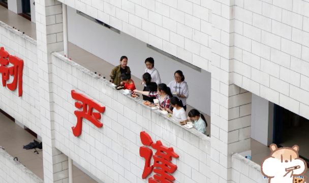 2021有高考工厂之称的高中，1万多名考生，仅76人考上重点大学