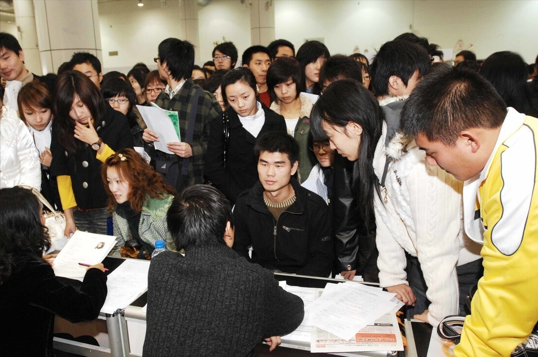 读专科不如复读，大专相当于“技校”？专科生有想象的那么差吗