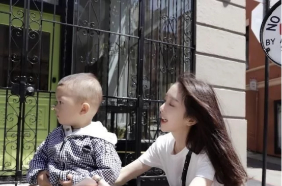 網紅卓仕琳承認與富二代離婚，原因很不堪，否認拋棄孩子