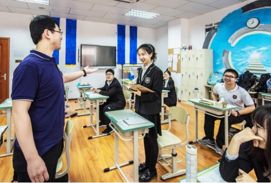 学生在私立学校和公立学校上学，未来有什么不同？还好当初没选错