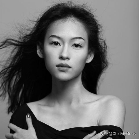 越南模特撞脸章子怡爆红！极品氛围美女，一张会说故事的清冷脸
