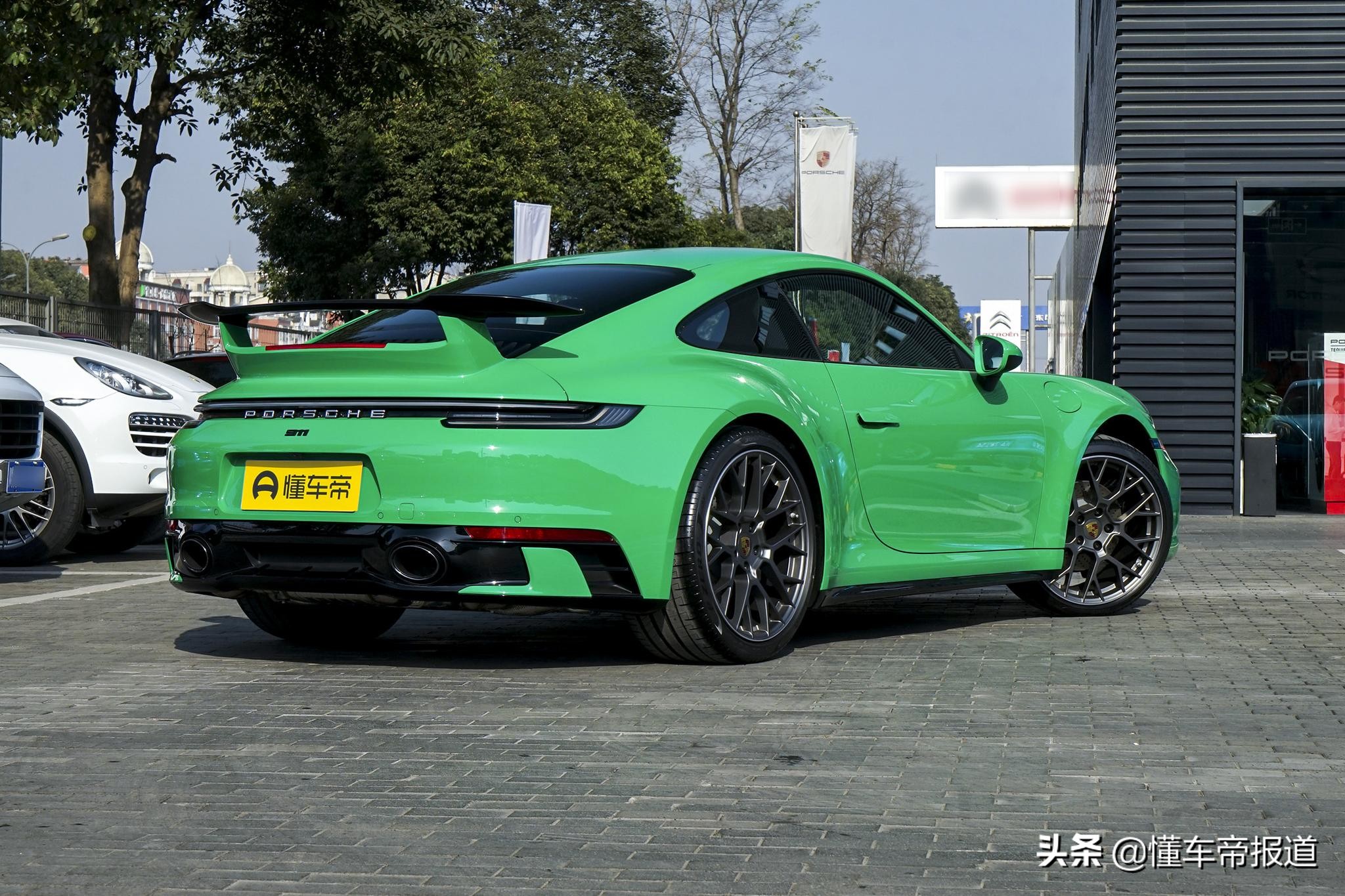 新车｜配置升级/价格有小幅上涨 新款保时捷911系列车型上市