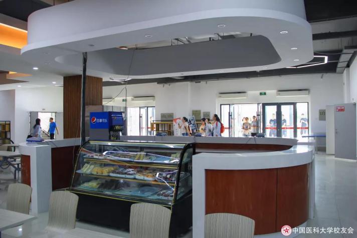 新生攻略！食堂带电梯，宿舍配洗衣机，给你中国医科大学最全生活指南！