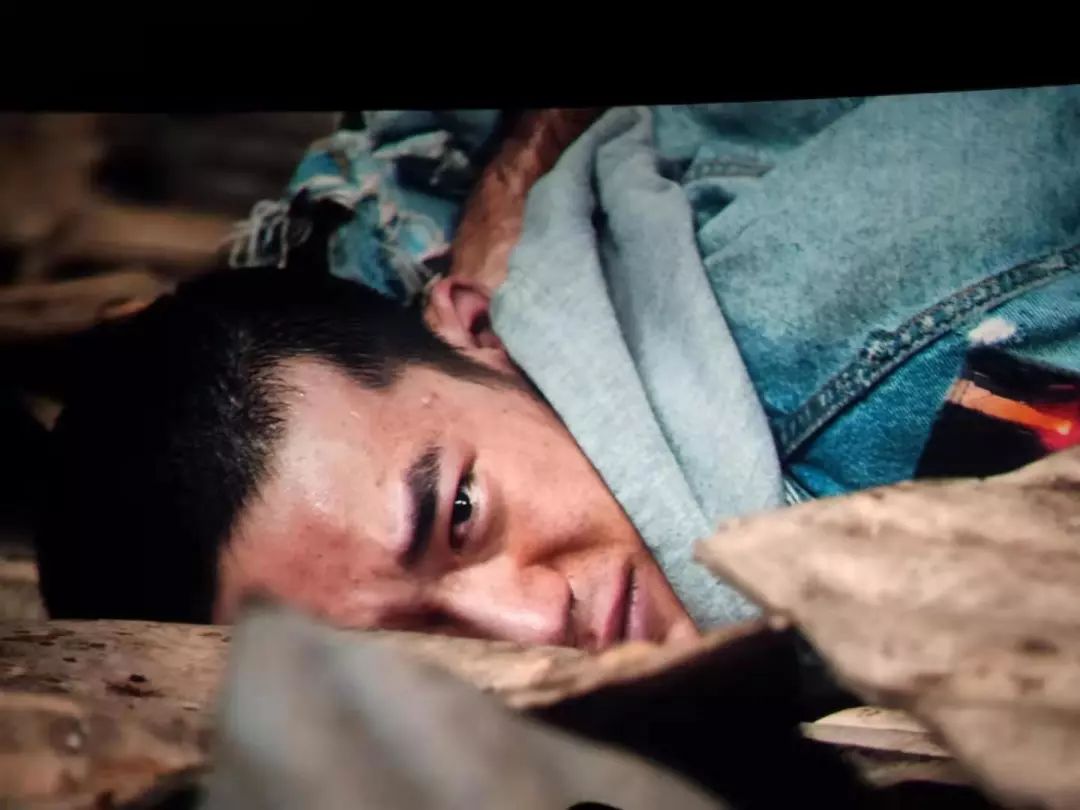 男孩爱哭是好事男孩小时候爱哭是好事