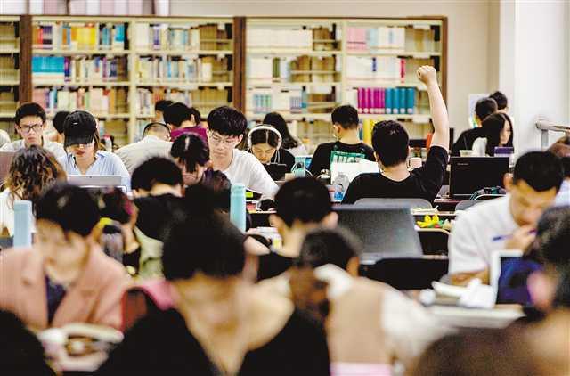 大学宣传片与实物不符，宿舍叙利亚风格，刘禹锡撕毁《陋室铭》