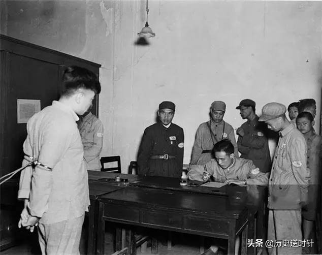 土匪里应外合，攻占资溪县城，惊动中央，十万军民搜山围歼