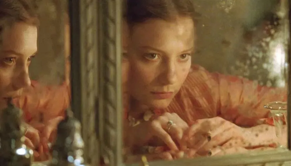 文学范本《包法利夫人》：故事荒淫露骨，为浪漫出轨，因欲望而死