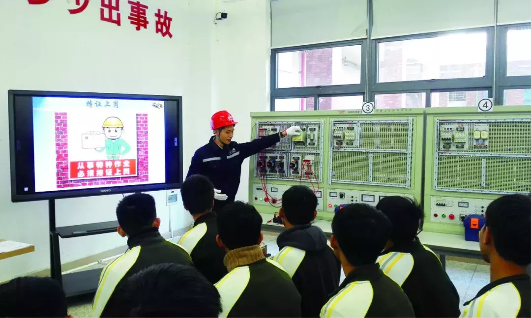 等你一年，2019年东莞市轻工业学校招生简章终于出手了！