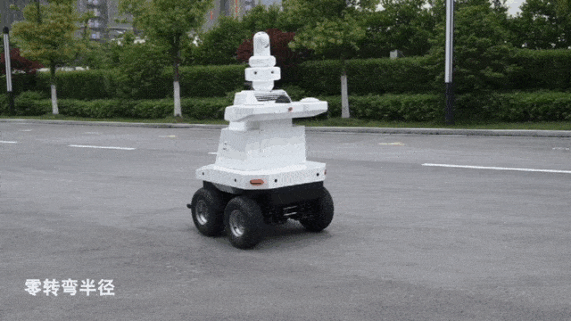 揭秘！这是你看过科技感MAX的高考场外“送考员”