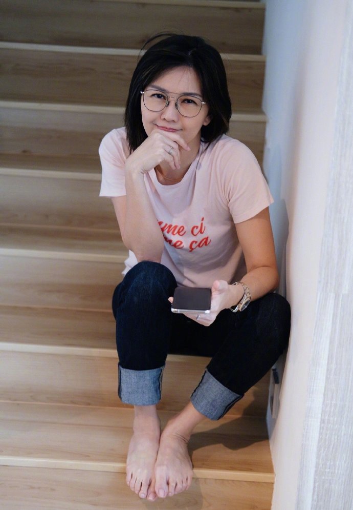 孙燕姿新歌《匿名万岁》孙燕姿时隔多年再发新歌-第1张图片-创女网