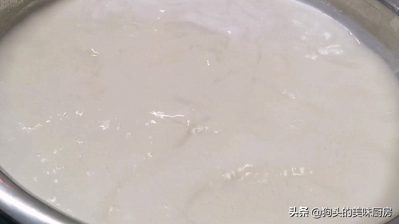 想吃豆腐不用买，电饭锅就能做，不加添加剂，又白又嫩跟买的一样