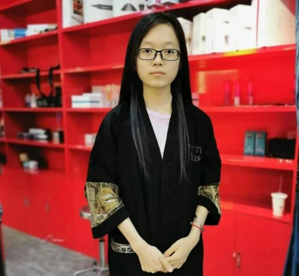 河北高考状元总分721，素颜照意外曝光，网友：颜值与才华于一身