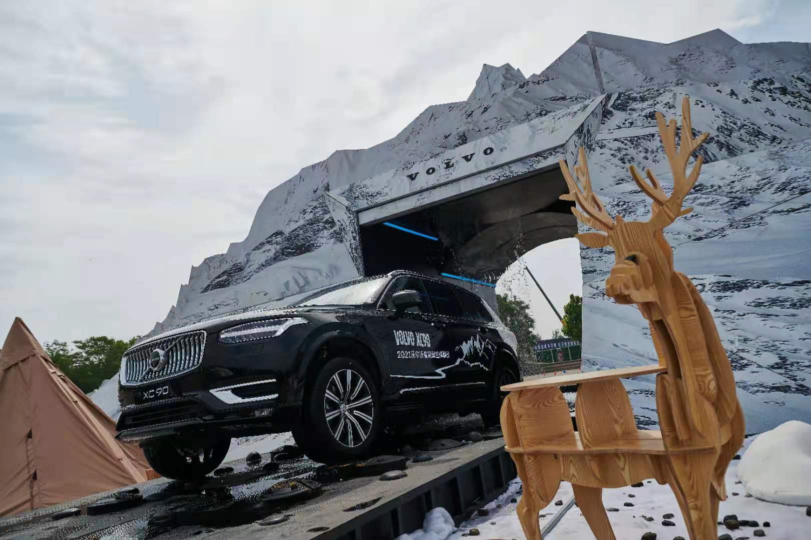 连续22个月击败奥迪Q7，沃尔沃XC90嗑了什么药？