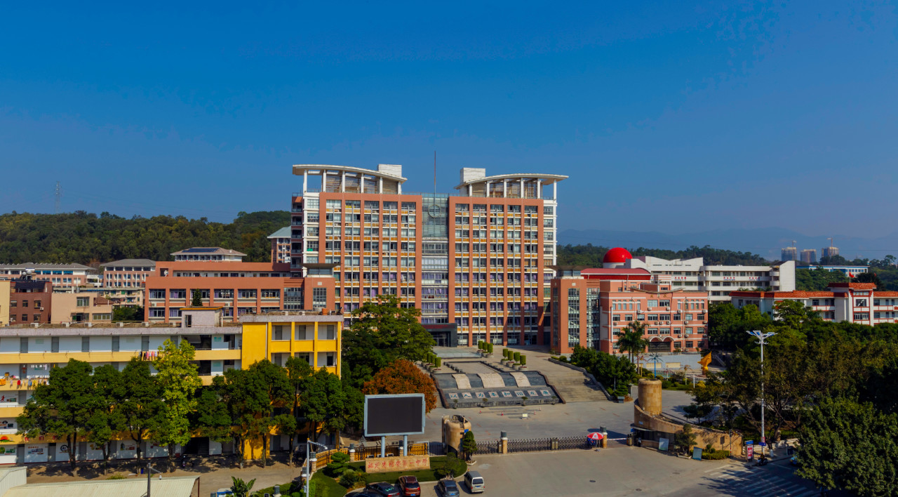 厦门中学排行榜！哪些小学的学生能对口进入这些学校就读？