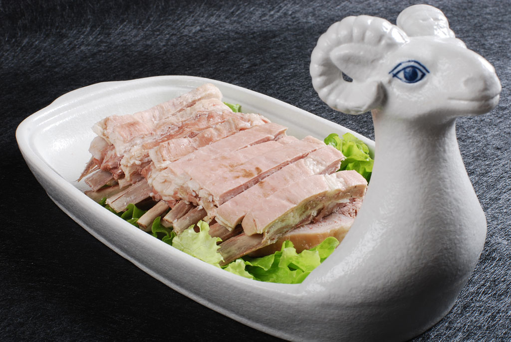 如何用一只羊,做不重样的16道全羊宴?难倒了众人,却难不倒厨师