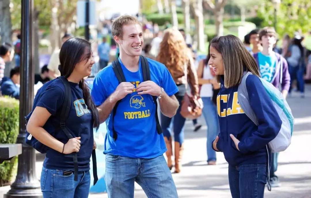 美国留学，如何让老师写出一份“有效推荐信”呢？