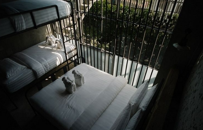 13年前蒙古女郎命案反转！美艳模特惨被炸死，是马来西亚高官情妇