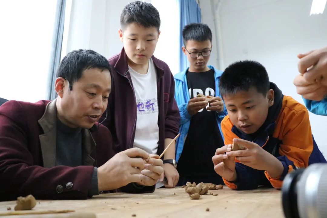 “书香致远 · 艺展芳华”—东阿县南湖行知学校艺术读书节来啦