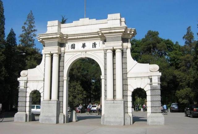 深圳47名学霸被保送清华，其中16人来自同一学校！引人注目