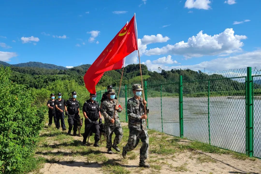 双重压力之下的瑞丽：持续的疫情，停摆的生活