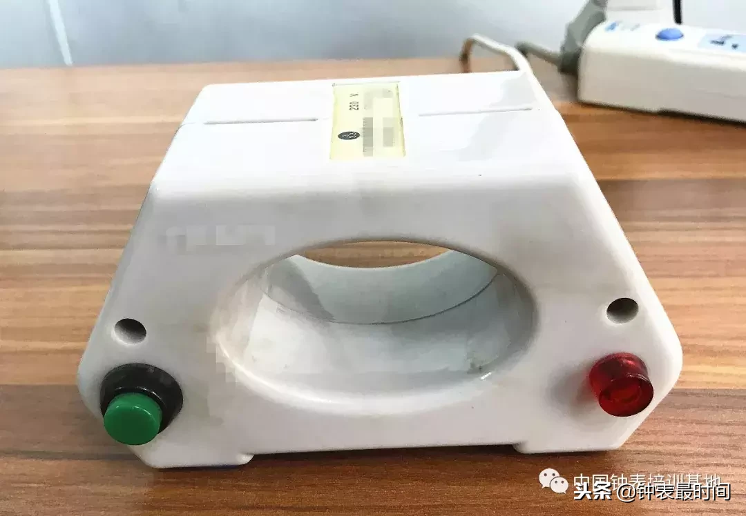 开一家钟表维修店需要什么？