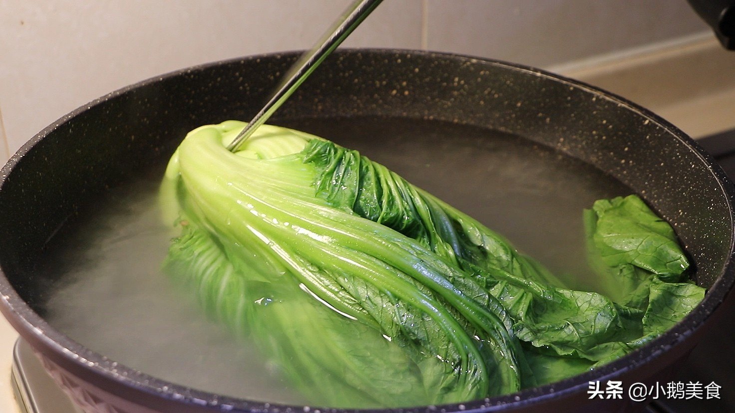 酸菜的做法,酸菜的做法腌制方法及过程