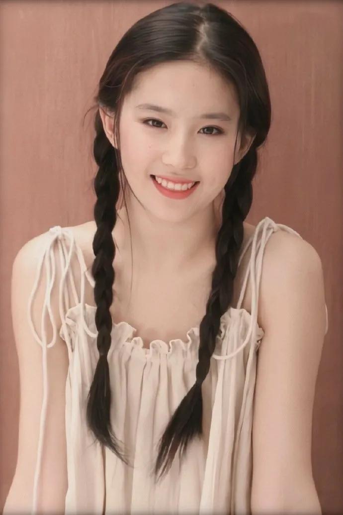 刘亦菲 神仙姐姐的18岁 ​​