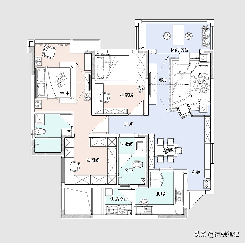 她把三居室改成两居室，把主卧室做成一个大套间，舒适不止一点点