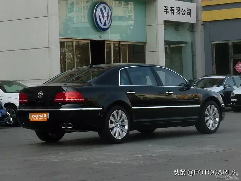 4座版大众辉腾6.0L W12实拍,售价241.2万,不是迈巴赫请绕路