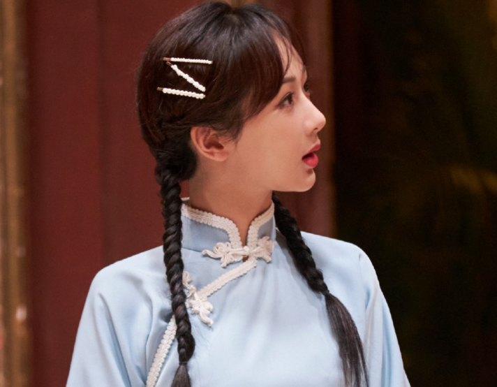 内娱女星人气榜：杨紫成功登顶，赵丽颖第五，THE9却成最大赢家