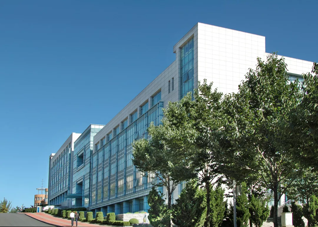 拿下多个第一，“霸榜”各大排名！这是“最盛产银行行长的大学”