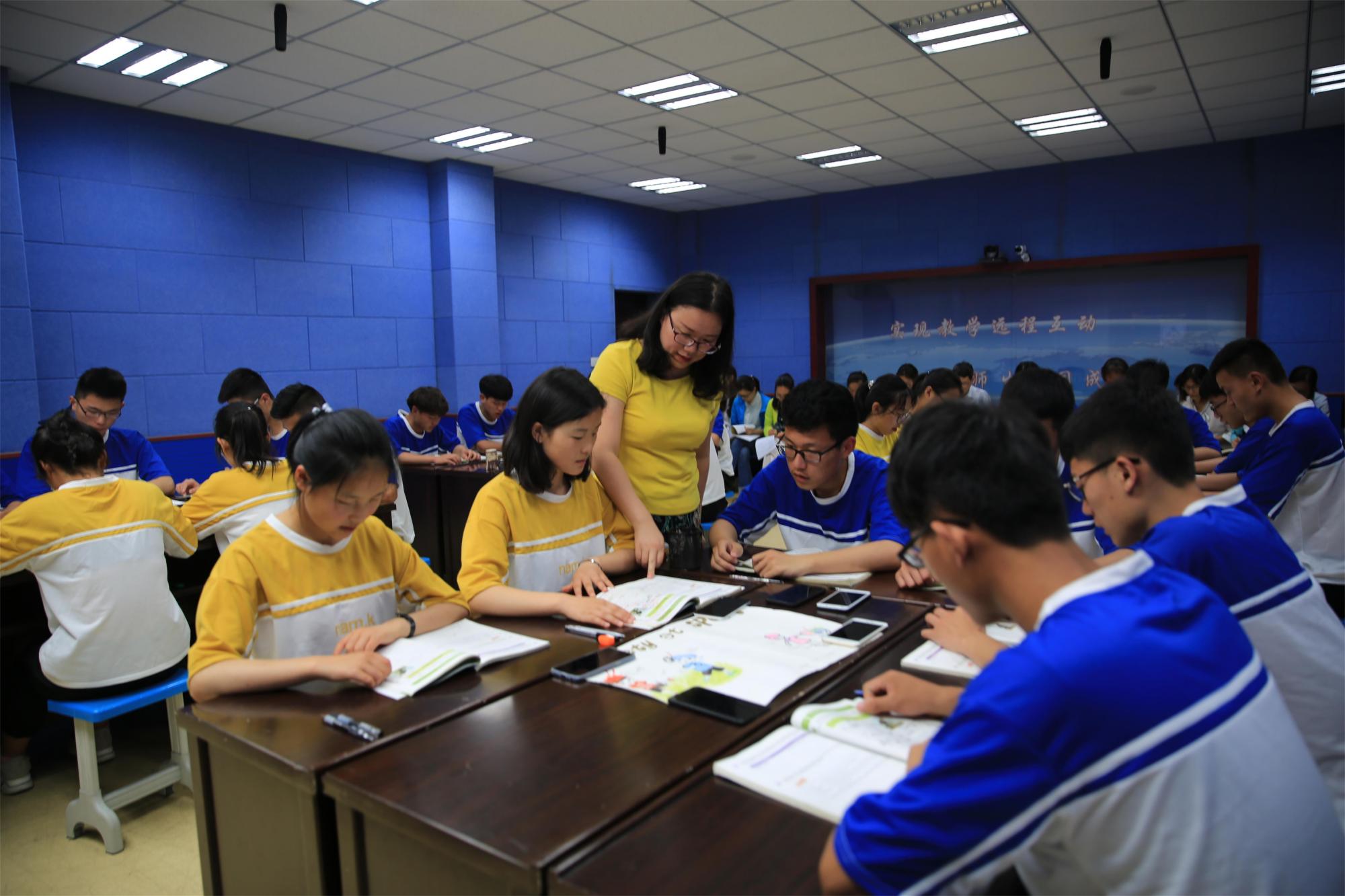 我国“百强高中”前5名，一本录取率最高99.5%，最低92.6%