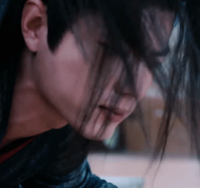 24岁“高龄”参加素人选秀，3年后出圈，2019年是肖战霸屏的一年