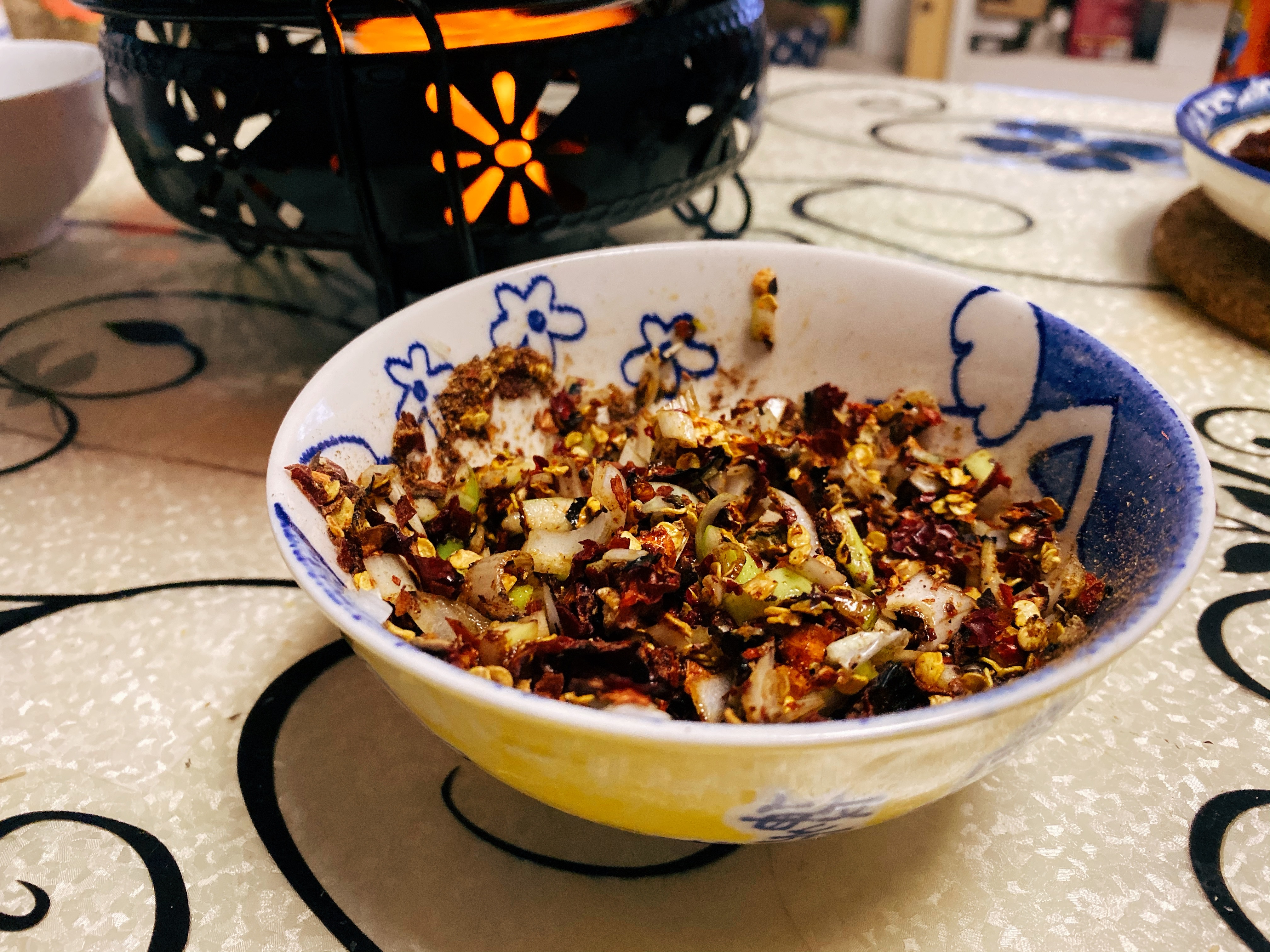 东北风味酸菜汆白肉，酸汤鲜美，不油不腻，好吃好做只需4步