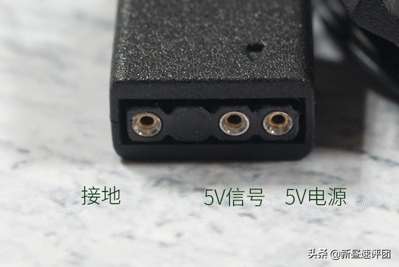 機(jī)箱內(nèi)的RGB也有門道?一文解析讓你看懂12V RGB和5V ARGB的機(jī)密