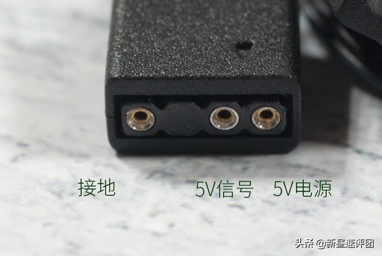 机箱内的RGB也有门道?一文解析让你看懂12V RGB和5V ARGB的机密