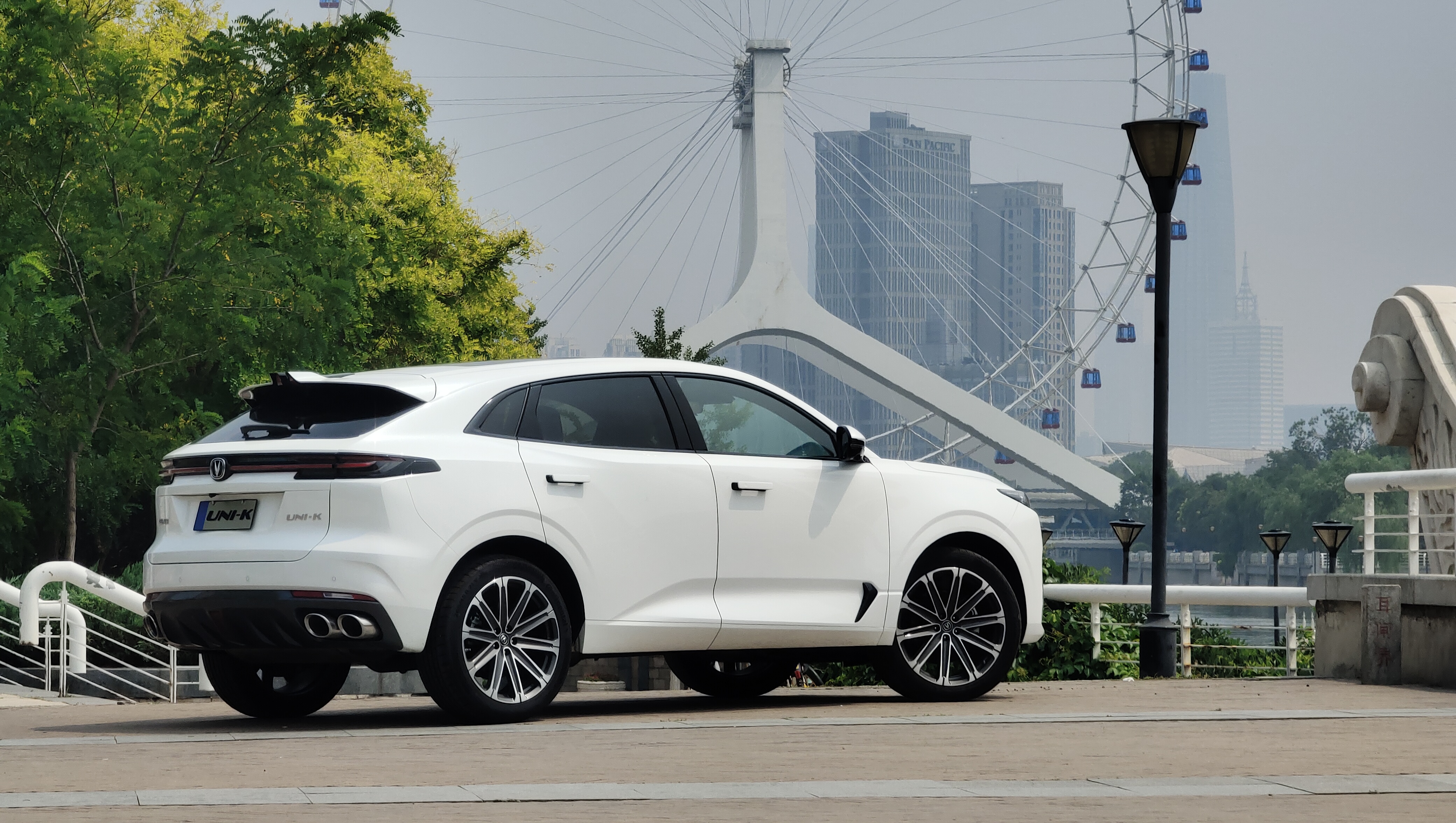 不到20万大五座中型SUV，长安UNI-K能跟冠道拼一拼吗？