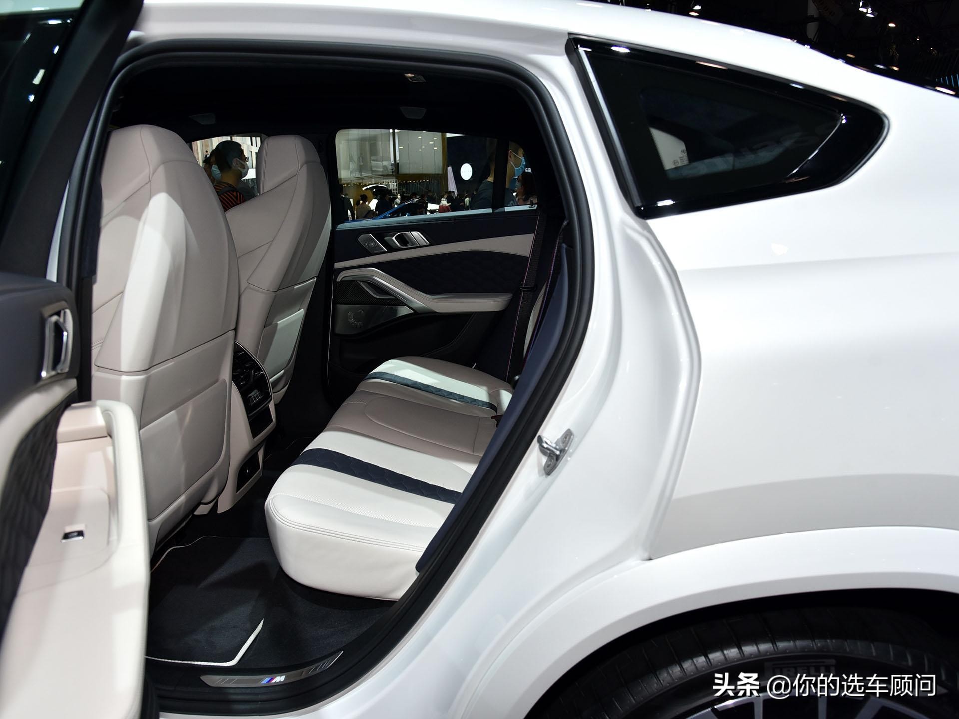 600马力大V8，超跑级性能的SUV，又是四驱又是进口，实拍宝马X6 M