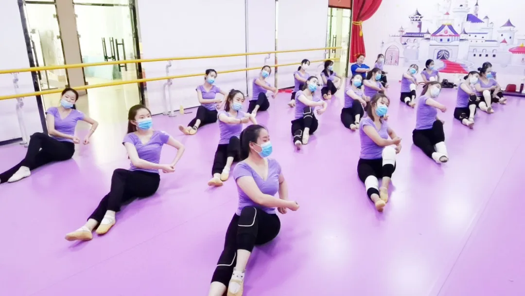 高歌曼舞 · 欢聚青城丨呼和浩特地区师资培训