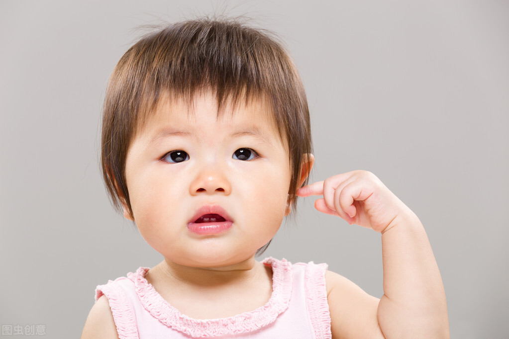 孩子耳屎不能掏？别靠着书本养孩子，中过招的妈妈才知道正确做法