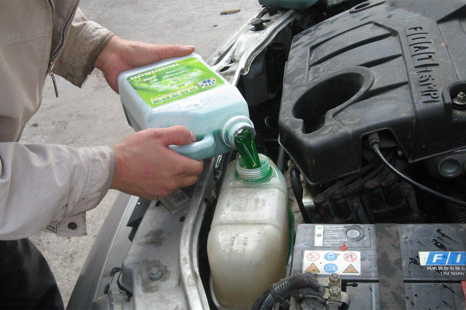 千万别被坑！提新车时应该注意些什么？4S销售不会告诉你的小细节