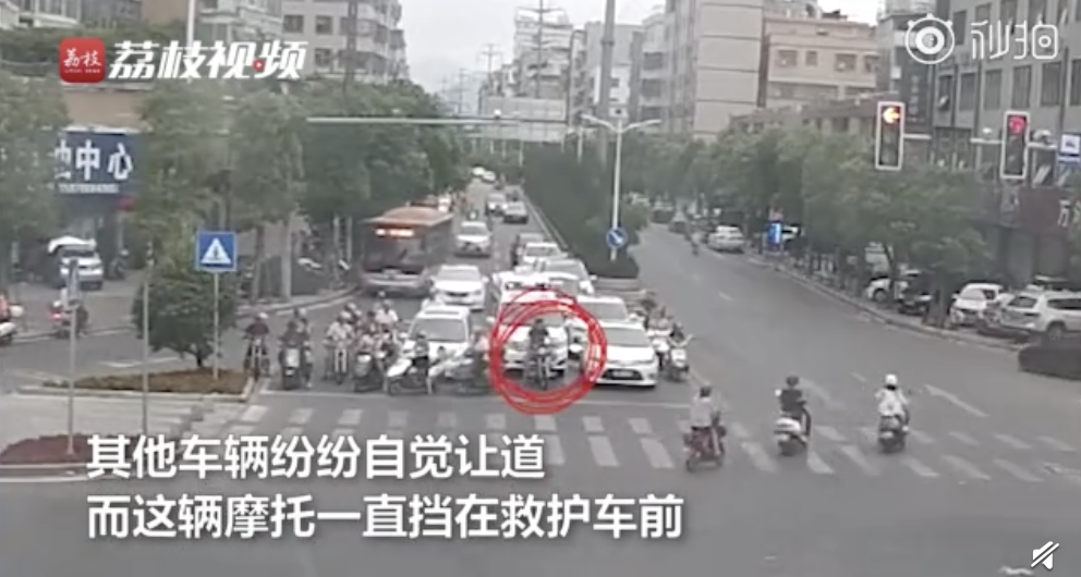 老乡带老乡，在杭州开了45家高档烟酒店，“暗格”里藏的都是假烟假酒【全国法治新闻速览】