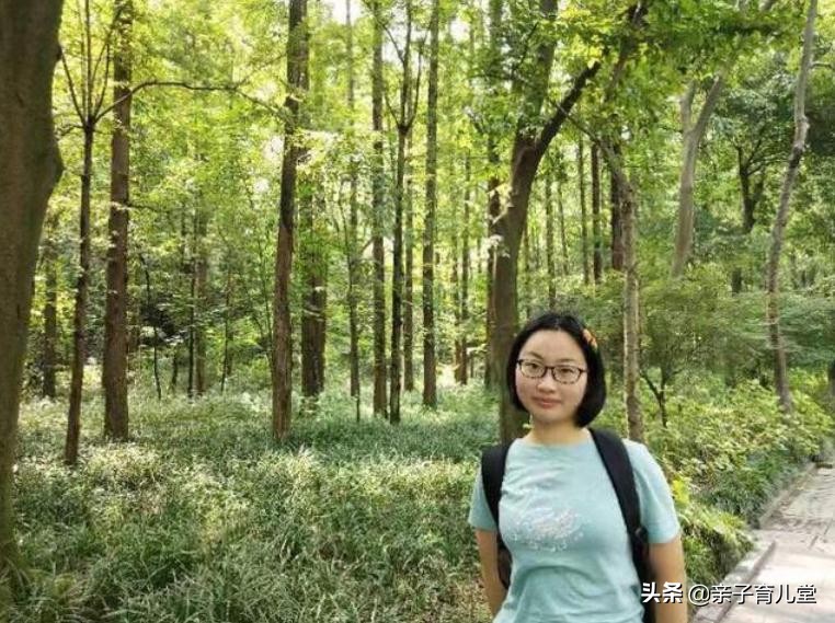 福建高考文科女状元，687分上北大，百万现金奖励是否实至名归