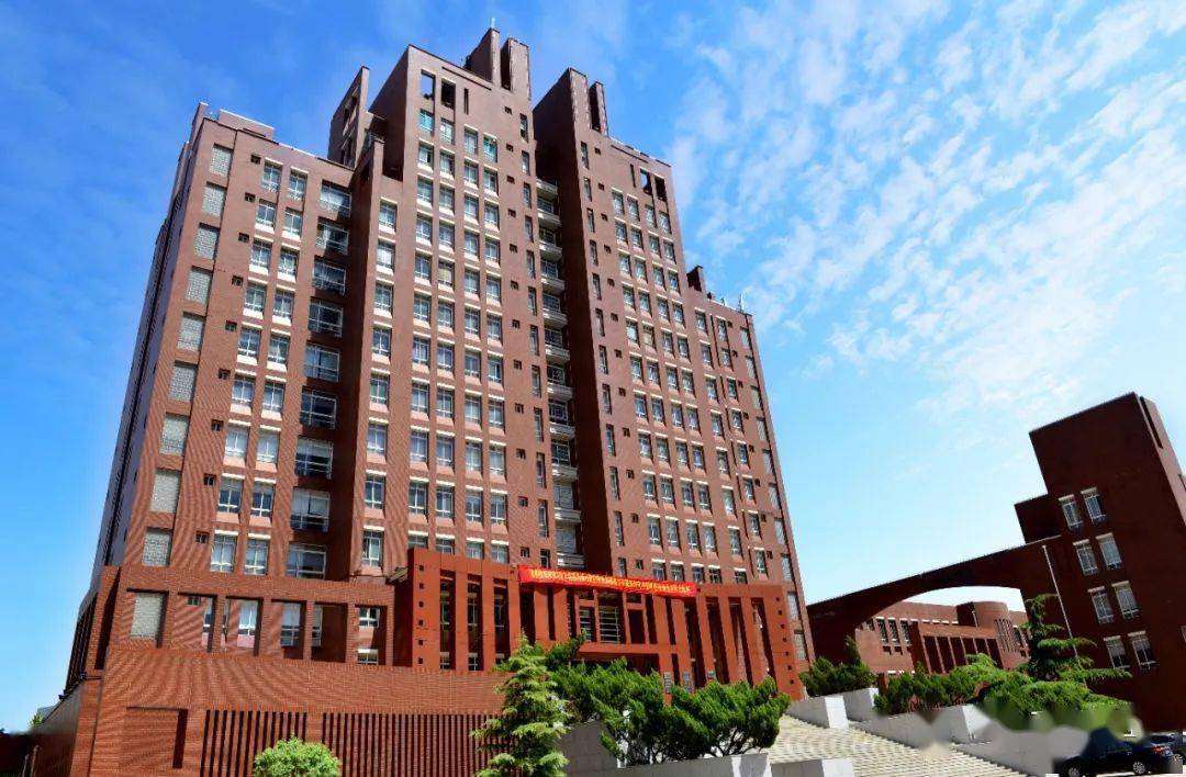 2021年中国大学排行榜出炉，医药类十强排名，认可软科还是校友会