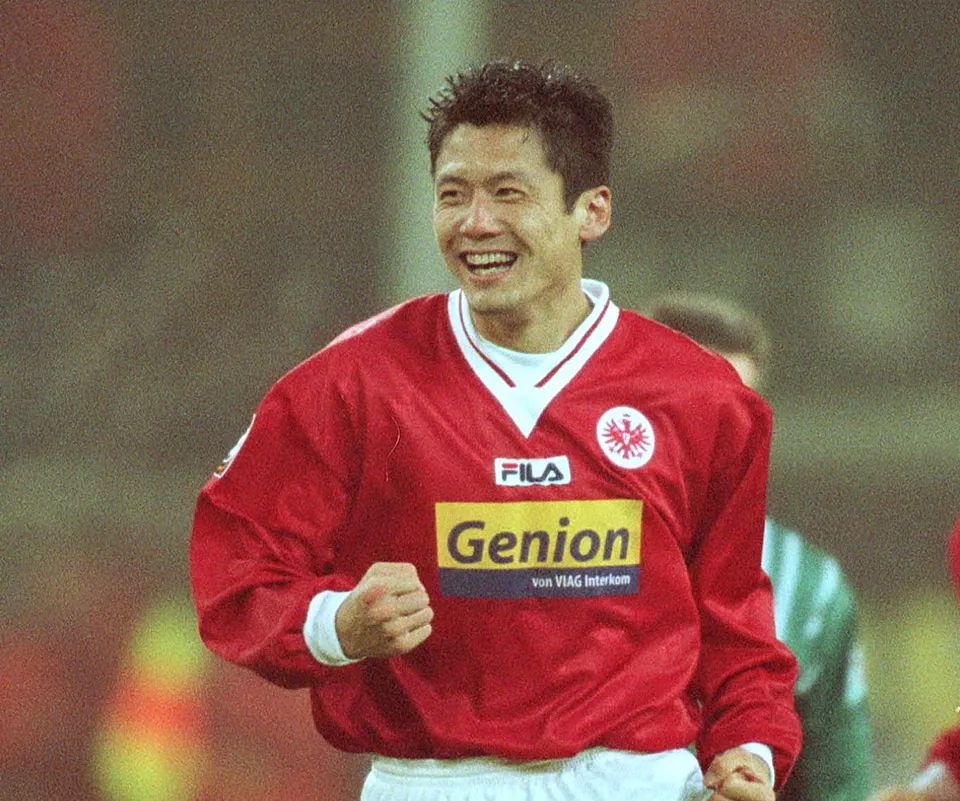 FILA走红东北之谜：为什么范德彪20年前就穿上了斐乐？