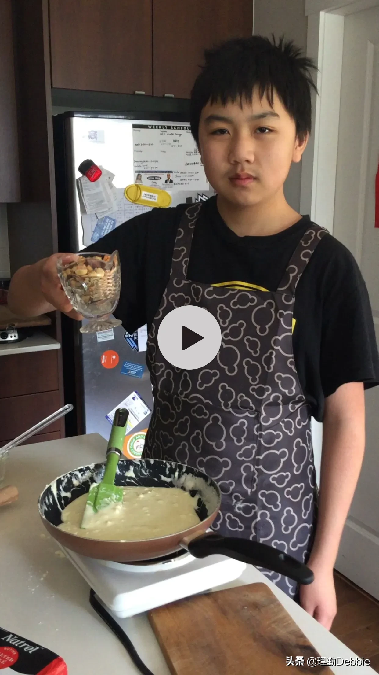 可以教孩子做的牛轧糖,小厨上手快,奶香蜜甜的,早知道就不买了